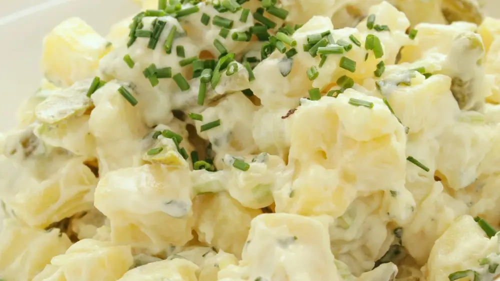 Kartoffelsalat una de las comidas más típicas de Alemania